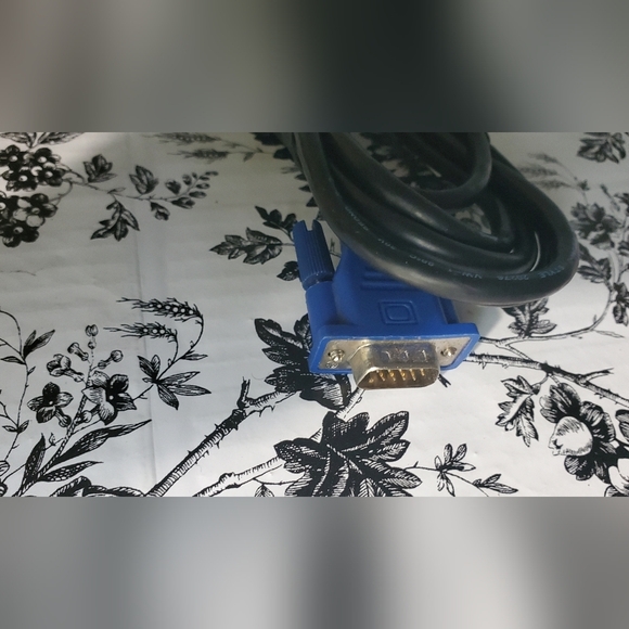 Lenovo USB 2.0 Port Replicator With Digital Video 0A33947 - Picture 7 of 11